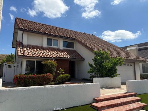 Photo of 24731 Via Princesa, Lake Forest, CA 92630 (MLS # SR26089036)