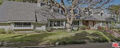 24975 Kit Carson Road Hidden Hills CA 91302