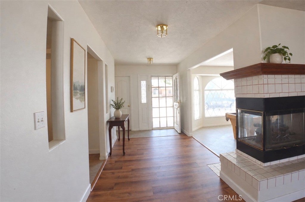 18296 Fairburn