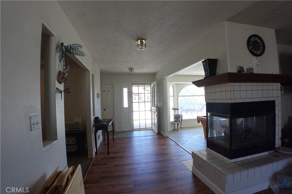 18296 Fairburn