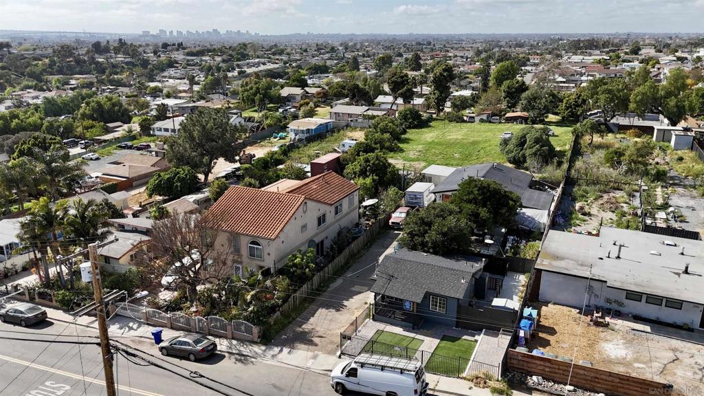 2743 2745 Ridgeway Dr.