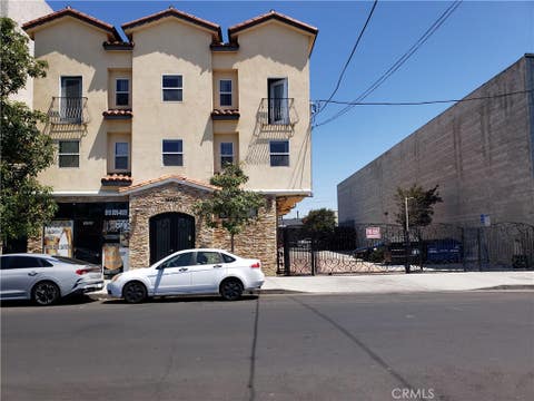 Photo of 14537 Archwood Street #302, Van Nuys, CA 91405 (MLS # RS26182872)