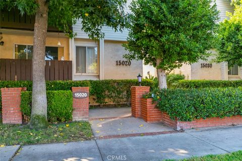 Photo of 15020 Victory Boulevard #203, Van Nuys, CA 91411 (MLS # GD25229757) Photo of 15020 Victory Boulevard #203, Van Nuys, CA 91411 (MLS # GD25229757)