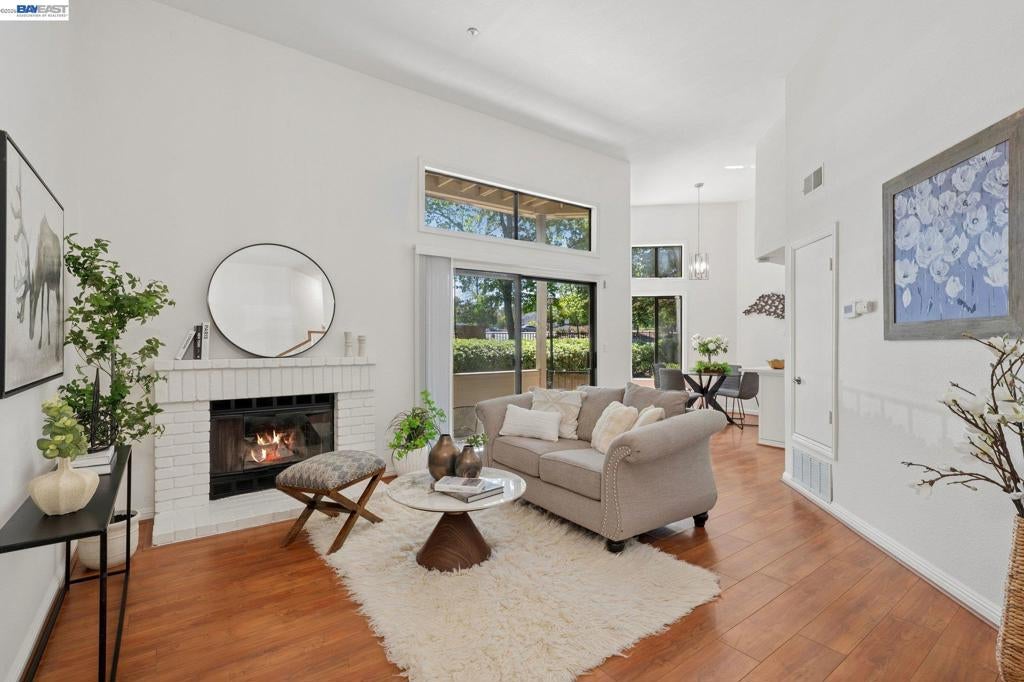 3474 Smoketree Commons Dr Dr