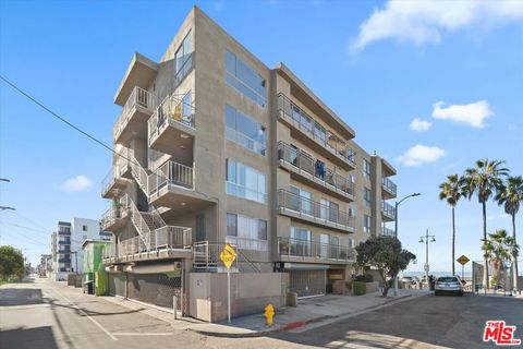 Photo of 8 23rd Avenue #104, Venice, CA 90291 (MLS # 25616553)