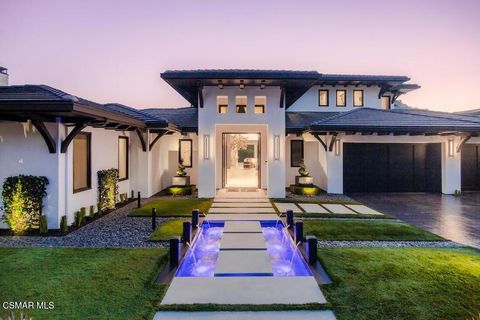 Photo of 2591 Calbourne Lane, Westlake Village, CA 91361 (MLS # 226001761)