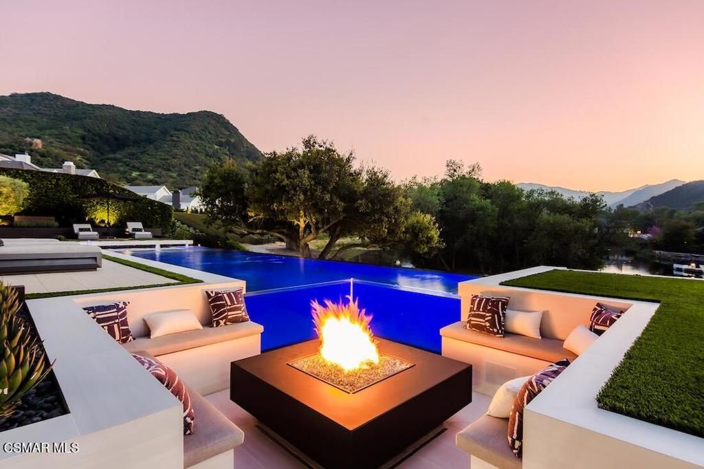 Photo of 2591 Calbourne Lane, Westlake Village, CA 91361 (MLS # 226001761)