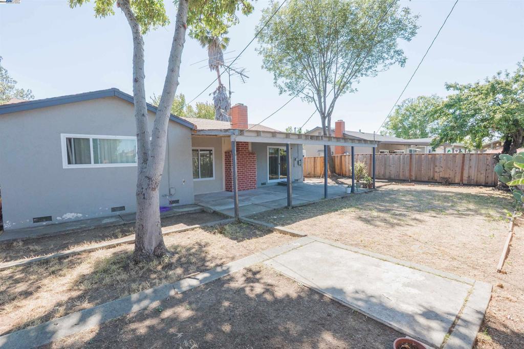 39850 SUNDALE DRIVE