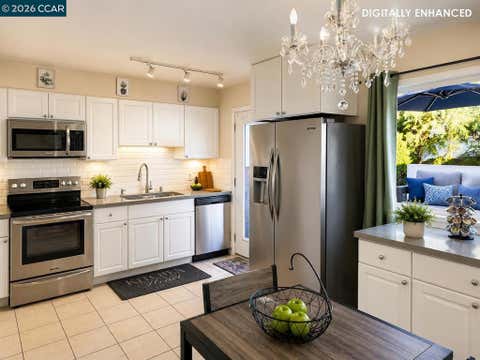 Photo of 4 Sheffield Ct Ct, San Pablo, CA 94806 (MLS # 41140203)