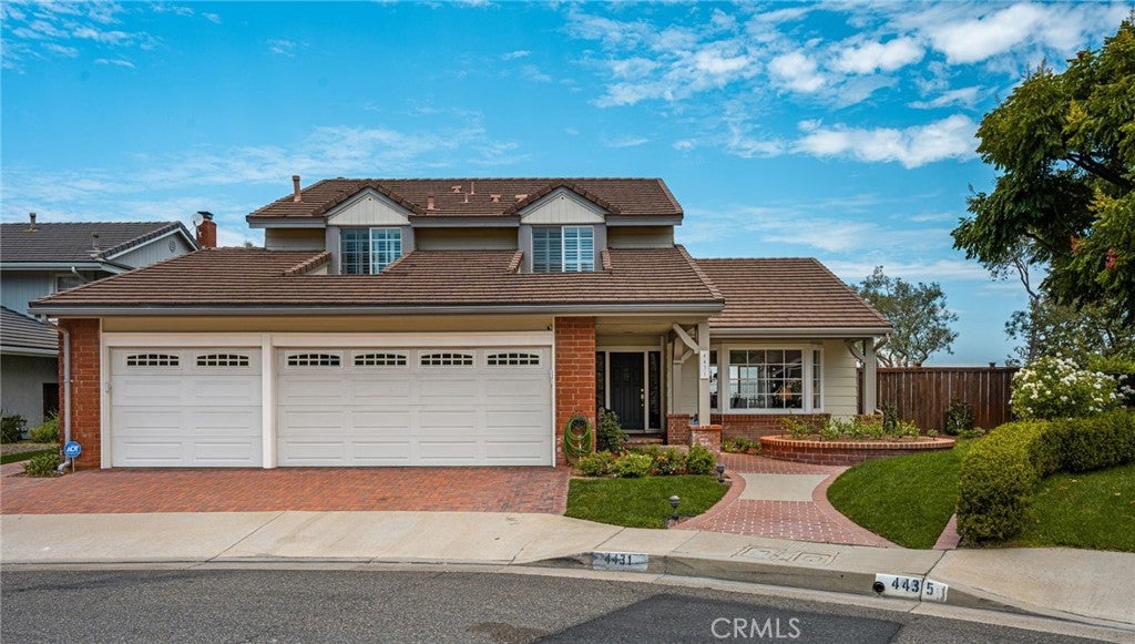 4431 E Olive Branch