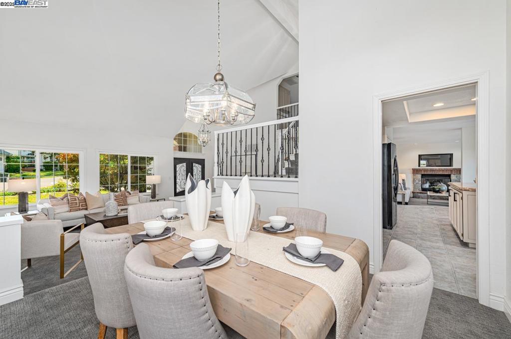 VINTAGE HEIGHTS - Residential