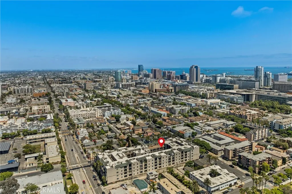 Long Beach, California 90802, United States, 2 Bedrooms Bedrooms, ,2 BathroomsBathrooms,Residential,Active,166564