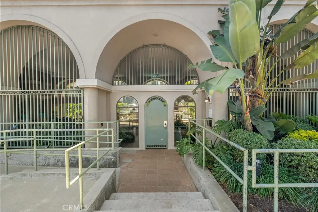 Long Beach, California 90802, United States, 2 Bedrooms Bedrooms, ,2 BathroomsBathrooms,Residential,Active,166564