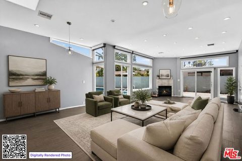 Photo of 6292 Lubao Avenue, Woodland Hills, CA 91367 (MLS # 26830573)