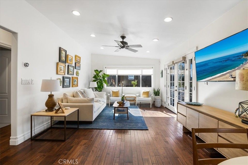 Photo of 737 Griffith Way, Laguna Beach, CA 92651 (MLS # OC24254959)