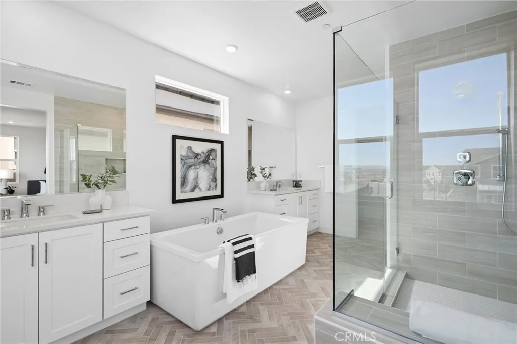 Irvine, California 92618, United States, 4 Bedrooms Bedrooms, ,5 BathroomsBathrooms,Residential,Active,158782