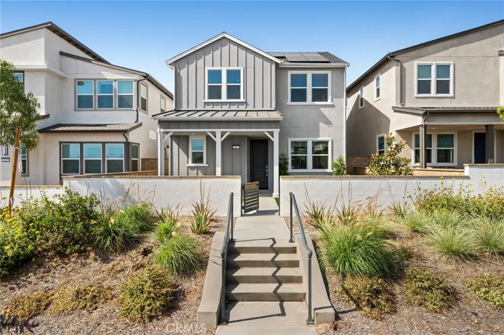 Irvine, California 92618, United States, 4 Bedrooms Bedrooms, ,5 BathroomsBathrooms,Residential,Active,158782