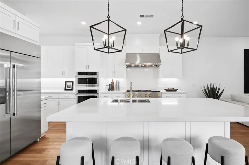 Irvine, California 92618, United States, 4 Bedrooms Bedrooms, ,5 BathroomsBathrooms,Residential,Active,158782