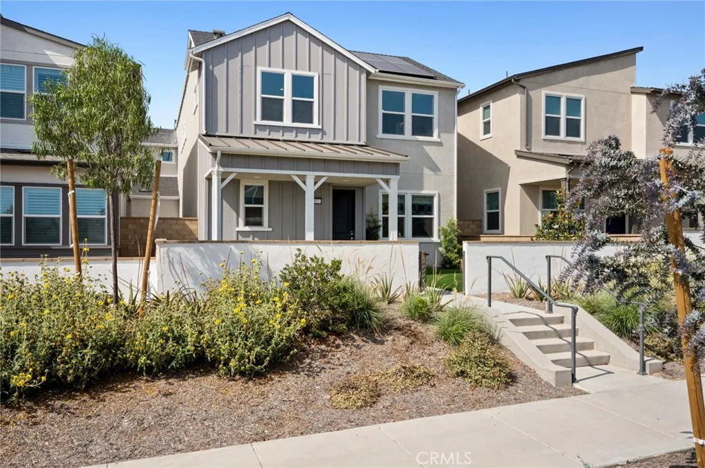 Irvine, California 92618, United States, 4 Bedrooms Bedrooms, ,5 BathroomsBathrooms,Residential,Active,158782