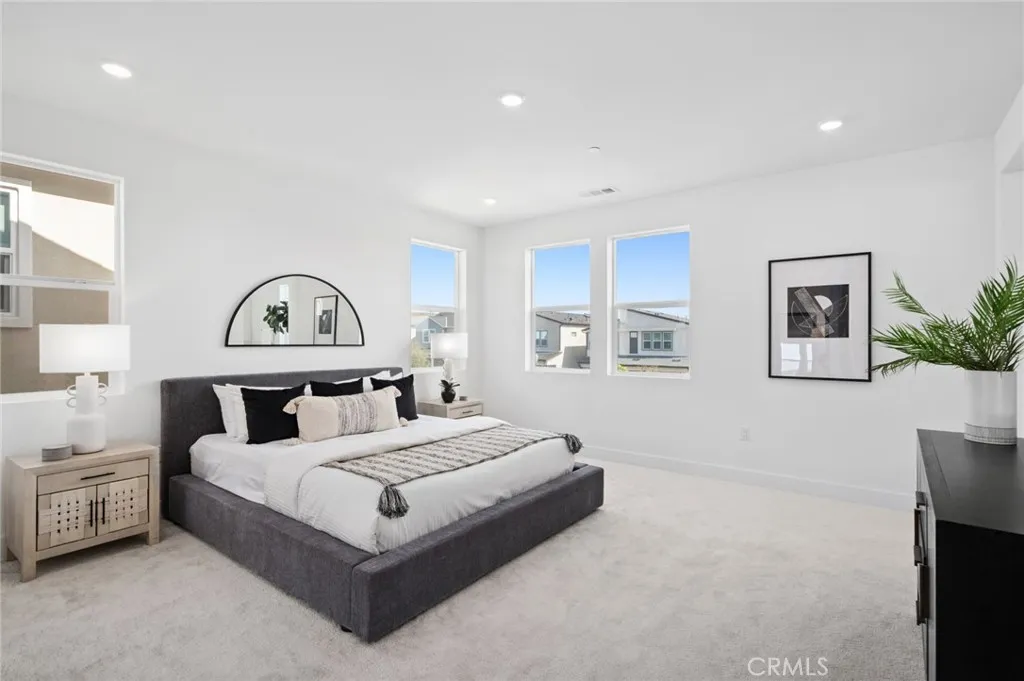 Irvine, California 92618, United States, 4 Bedrooms Bedrooms, ,5 BathroomsBathrooms,Residential,Active,158782