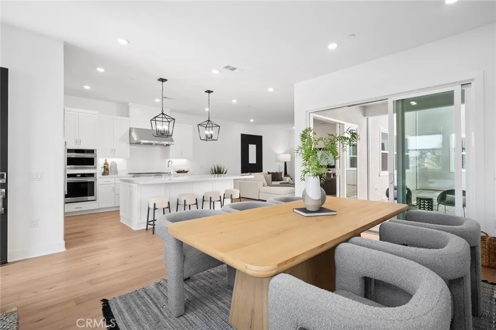 Irvine, California 92618, United States, 4 Bedrooms Bedrooms, ,5 BathroomsBathrooms,Residential,Active,158782