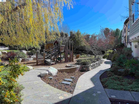 Photo of 2506 Monet Ter, Fremont, CA 94539 (MLS # 41146694)