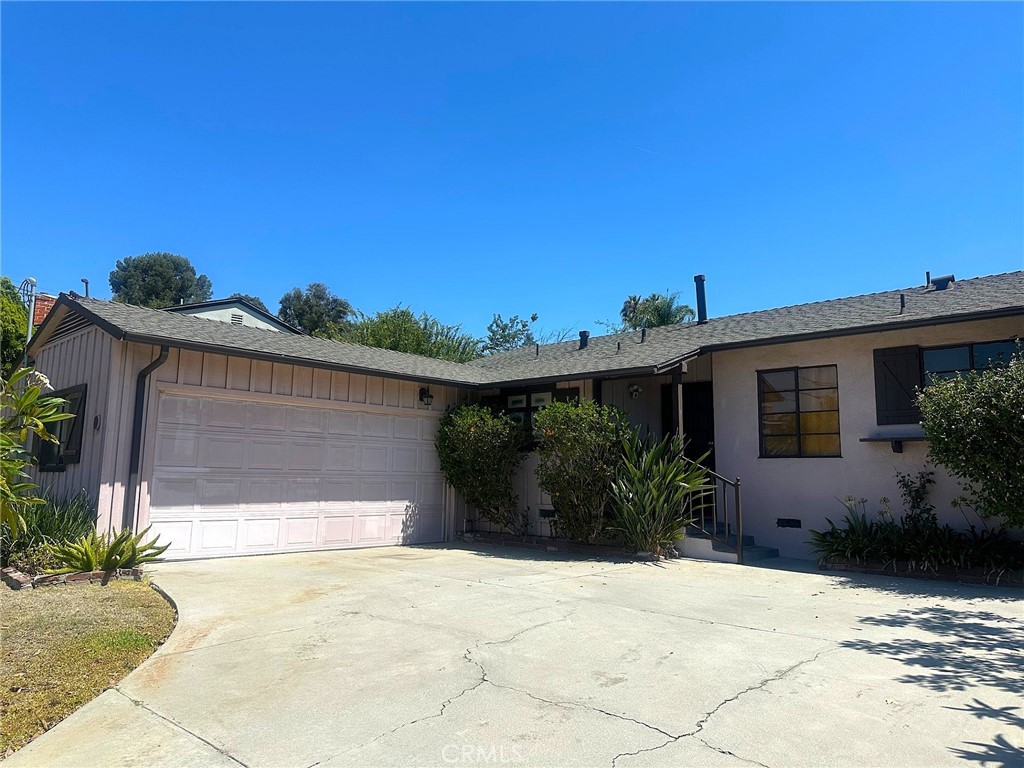 Lovely 3 bed, 2 bath home in Monterey Park featuring warm hardwood floors, a cozy gas fireplace, and a dining area that opens to the backyard for easy indoor-outdoor living. The primary suite includes a private ¾ bath, plush carpet, ceiling fan, and classic wood cabinetry. The bright kitchen offers tile floors, abundant storage, Samsung stove/oven and dishwasher, LG refrigerator, and washer/dryer in a convenient closet. Two additional bedrooms showcase wood floors, ceiling fans, and individual AC units. A second bath includes both a tub and separate walk-in shower. Comfort is enhanced with four wall AC units throughout. The spacious backyard features a peach tree, jungle gym, and dog run. An automatic 2-car garage provides secure parking. Conveniently located near popular restaurants, shopping, and freeway access, all within the desirable Mark Keppel High School district. Pets welcome. Tenant pays all utilities except trash and gardener fee.