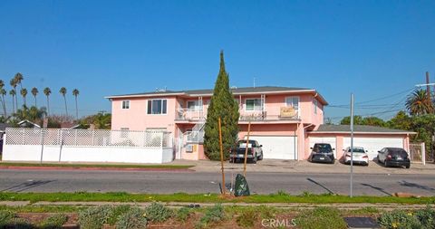 Photo of 2815 Hyde Park, Los Angeles, CA 90043 (MLS # PW26074492)