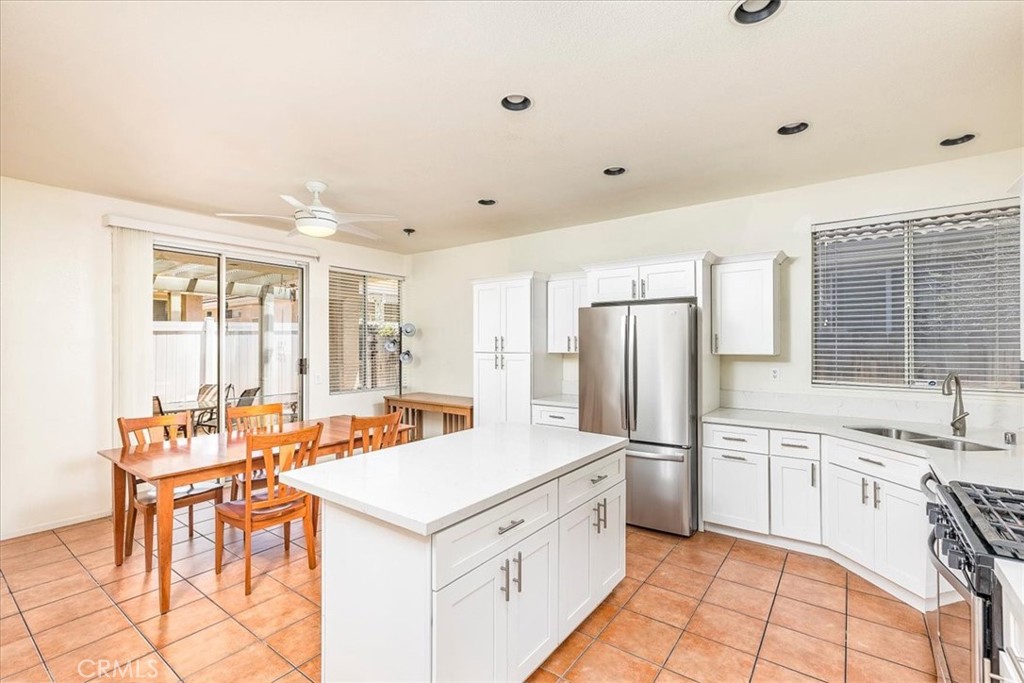 26684 Tropicana Dr