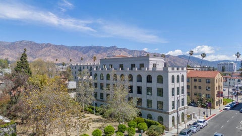 Photo of 533 E Union Street #501, Pasadena, CA 91101 (MLS # P1-27806)