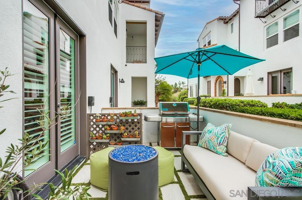 La Costa - Residential
