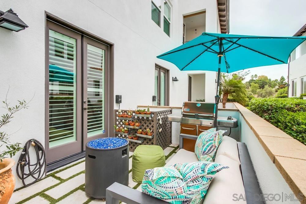 La Costa - Residential