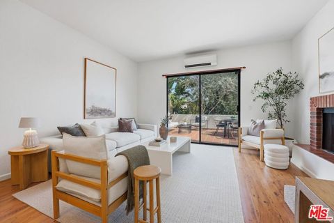 3665 Empire Drive 1 Los Angeles CA 90034