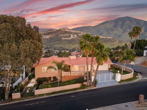 Photo of 1405 Cuyamaca Ave Ave, Spring Valley, CA 91977 (MLS # 260005618SD)