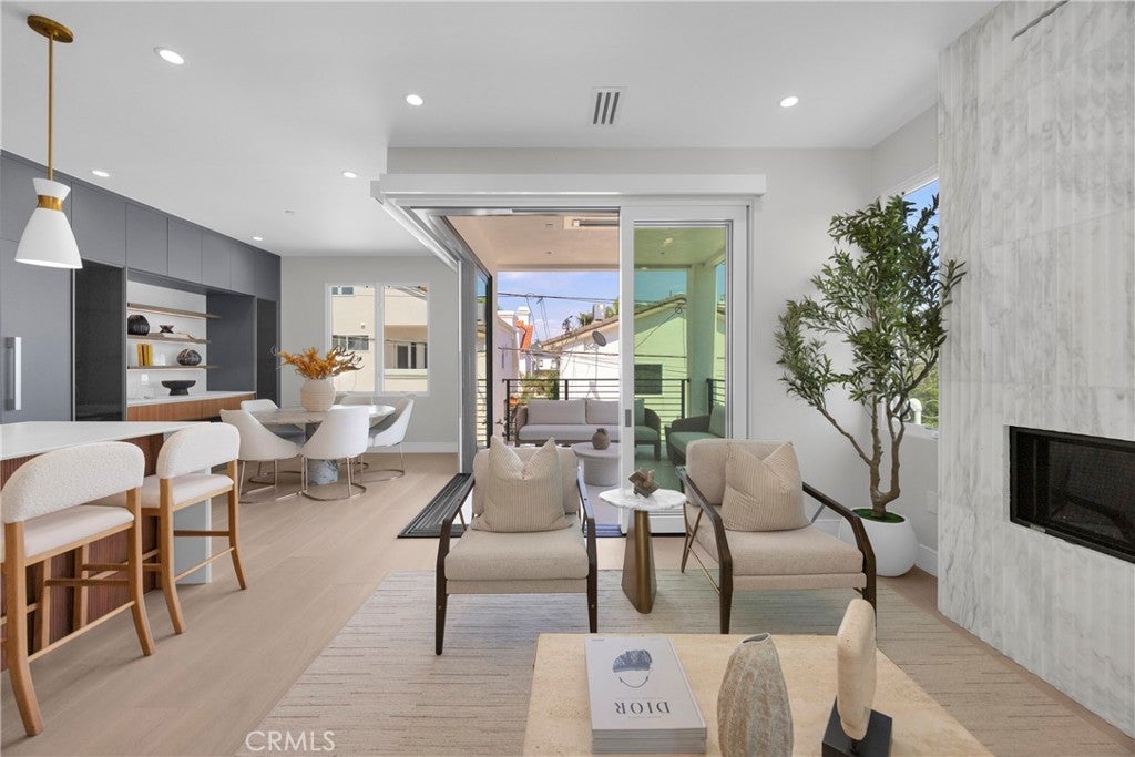 321 Larkspur Avenue 1/2, Corona Del Mar CA 92625 - Photo 10