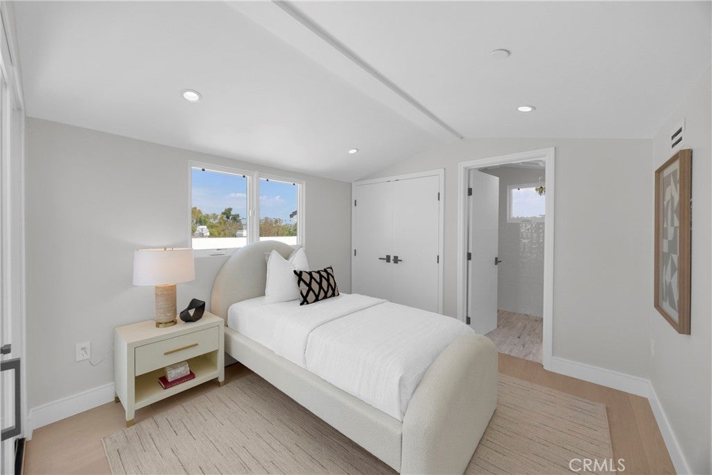 321 Larkspur Avenue 1/2, Corona Del Mar CA 92625 - Photo 23