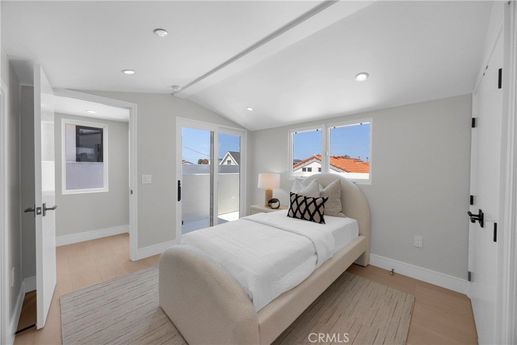 321 Larkspur Avenue 1/2, Corona Del Mar CA 92625 - Photo 24
