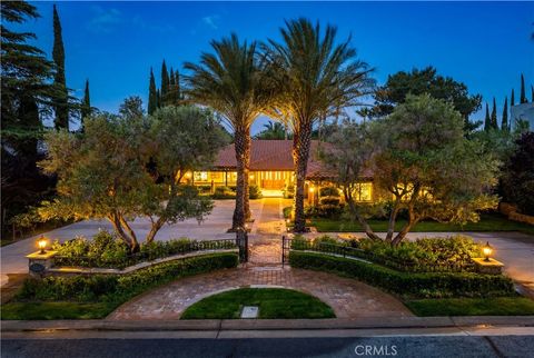 Photo of 41540 Nonpareil Dr, Palmdale, CA 93551 (MLS # SR26076597)