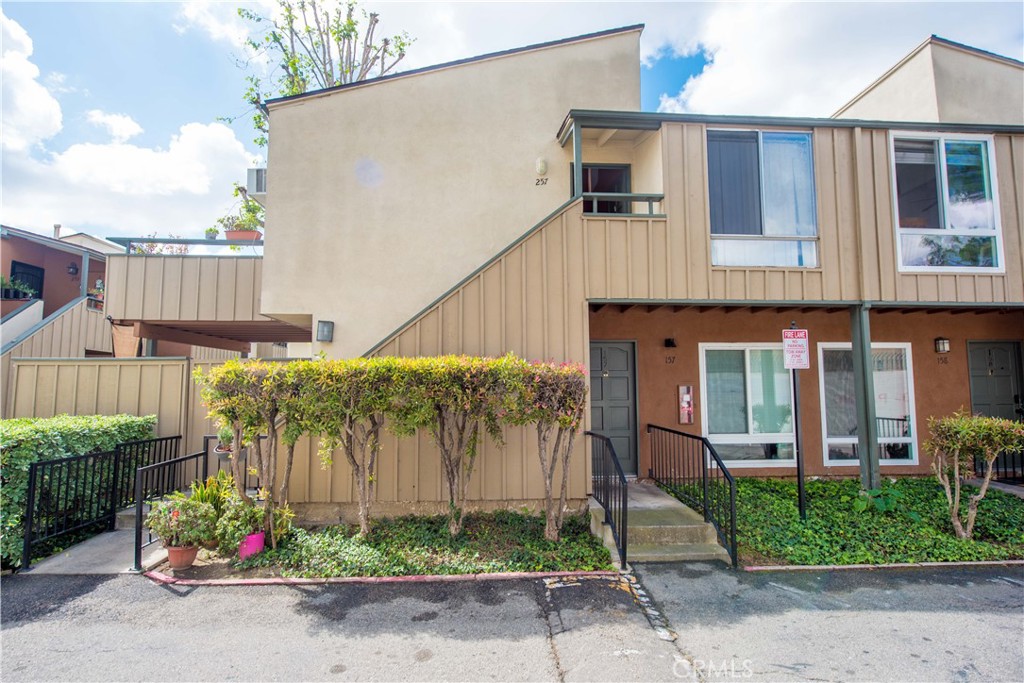 1001 W Stevens Avenue 157