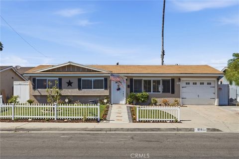 Photo of 911 W Orchard St, Santa Maria, CA 93458 (MLS # PI26094908)