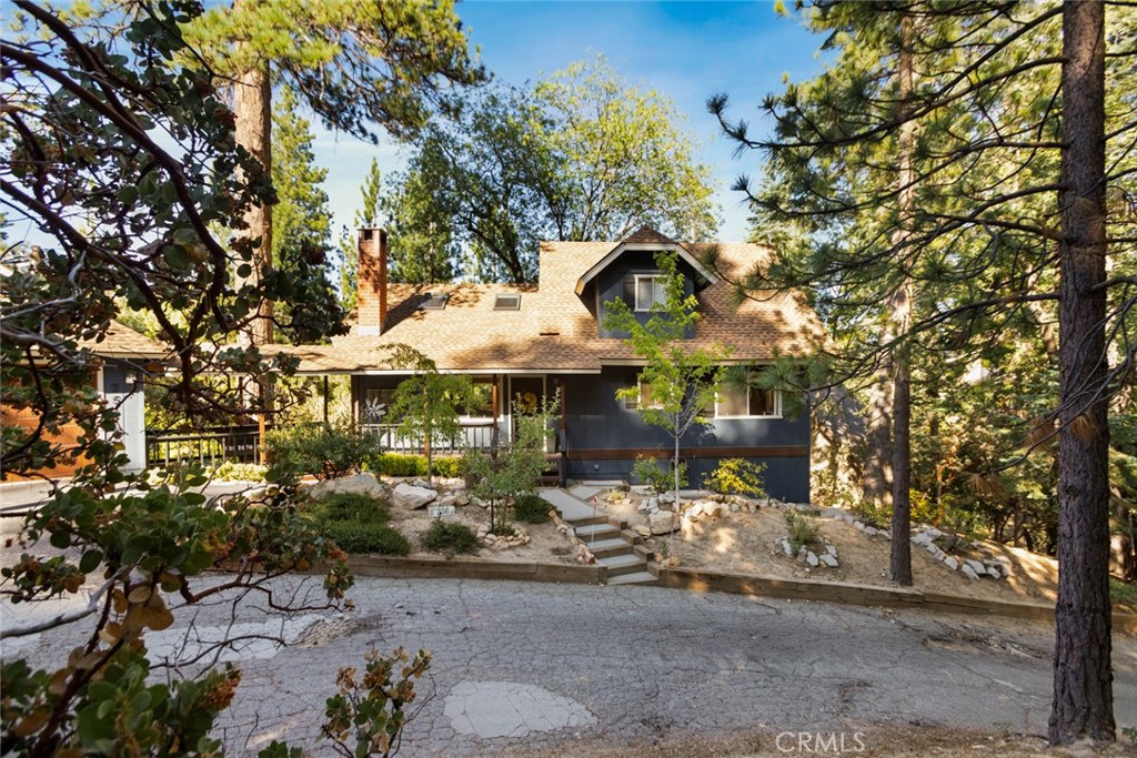 256 N Fairway