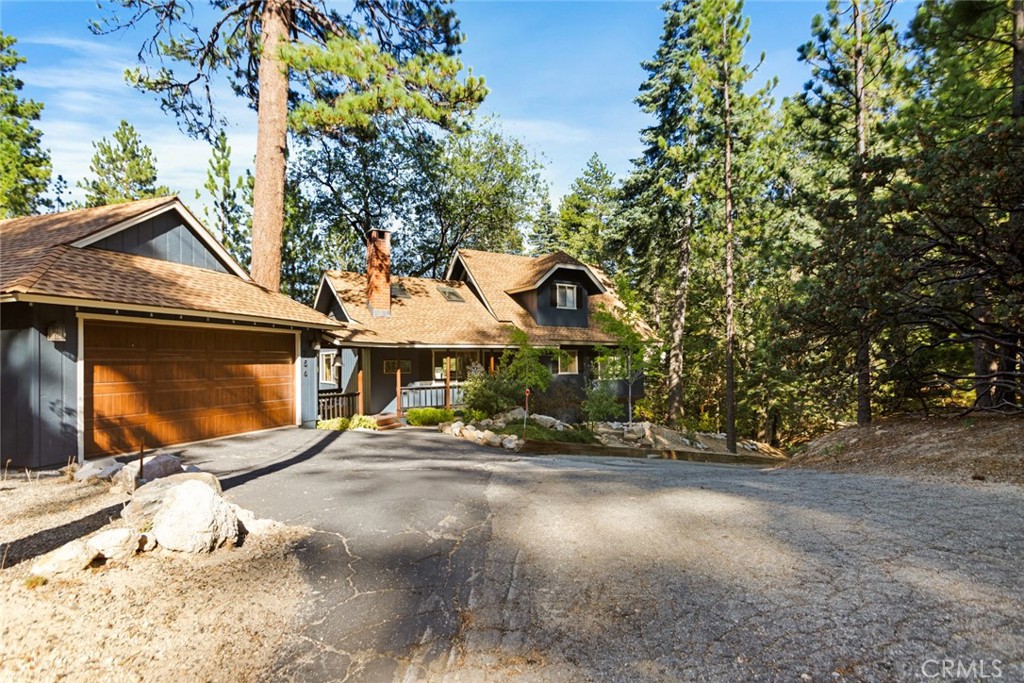 256 N Fairway