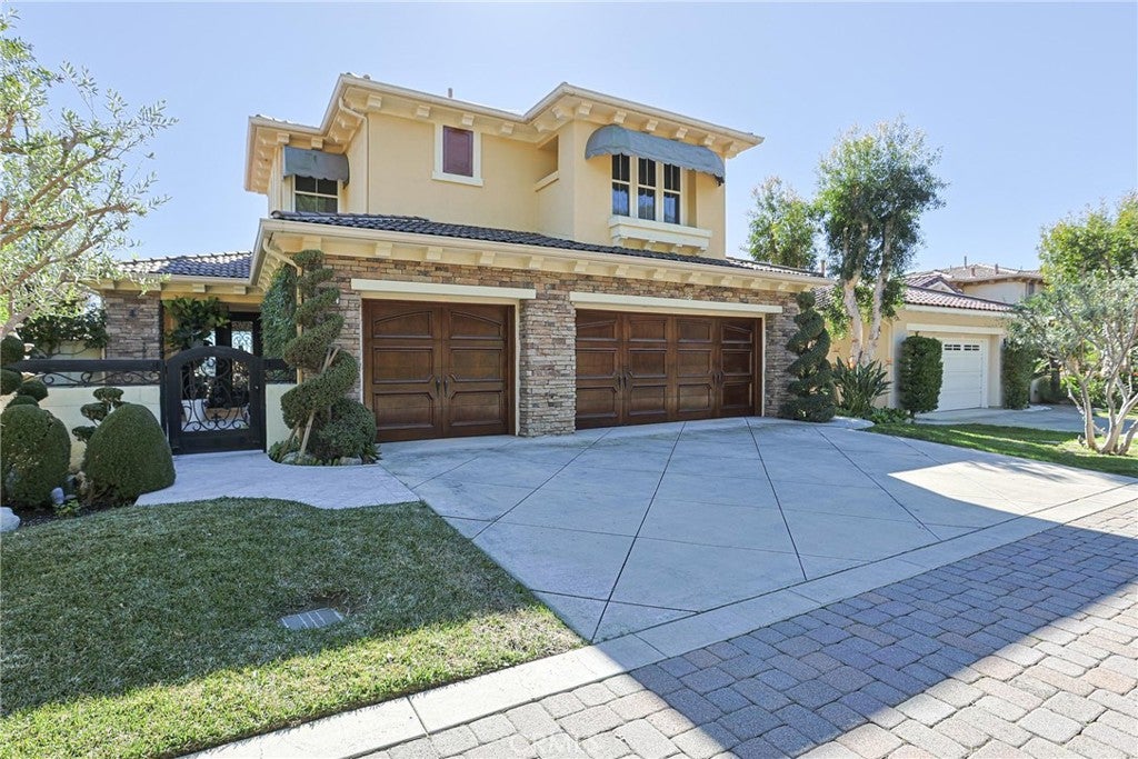 34 Sunset Cove Cv