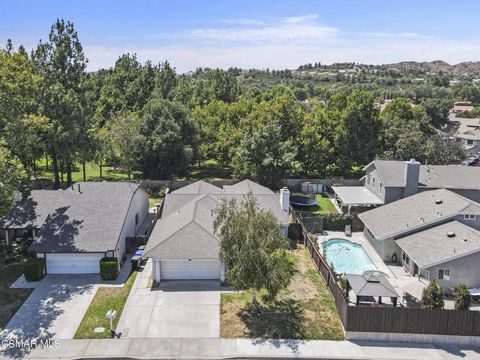 Photo of 29423 Plymouth Road, Castaic, CA 91384 (MLS # 224003343)