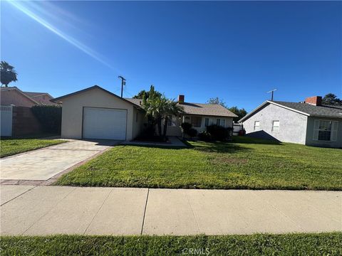 7943 Lasaine Avenue Northridge CA 91325