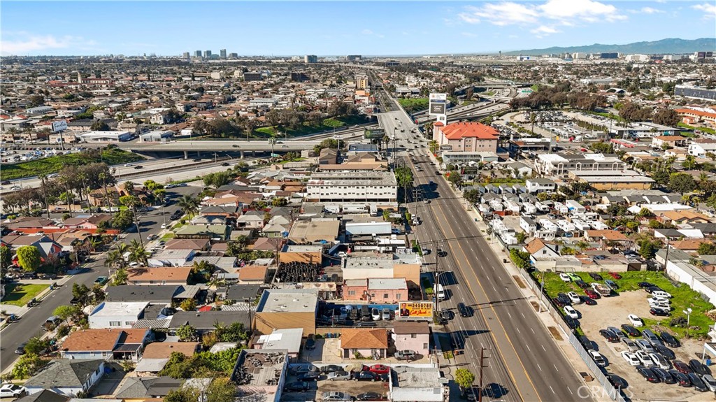 3846 W Imperial
