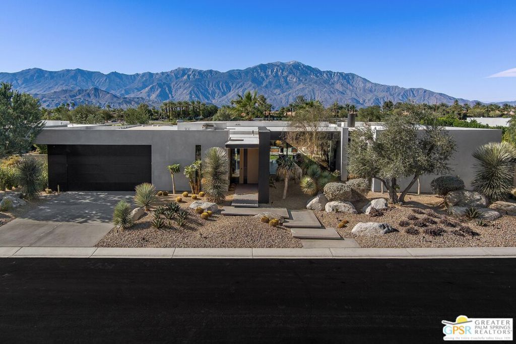 Photo of 3 Echo Lane, Rancho Mirage, CA 92270 (MLS # 26636183PS)