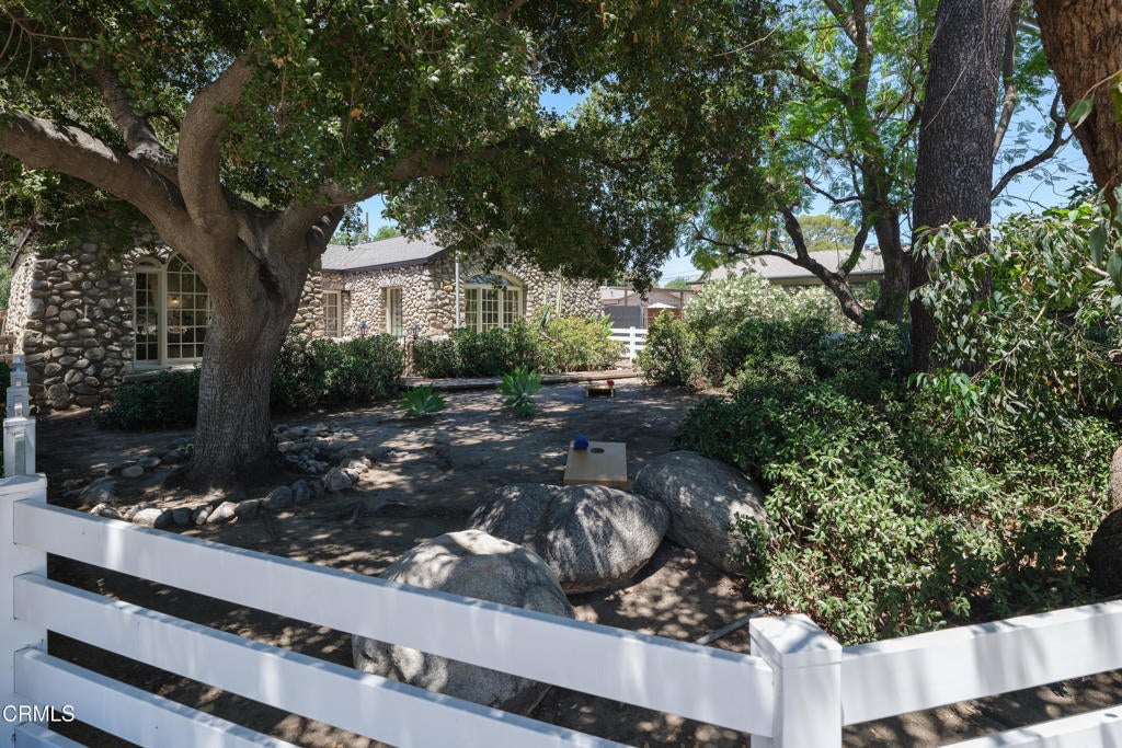 10107 Stonehurst Avenue, Los Angeles CA 91352