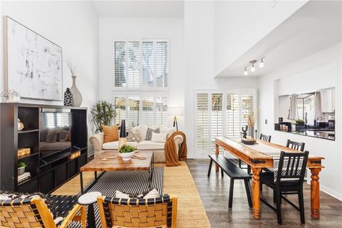 Photo of 924 Hyde Court, Costa Mesa, CA 92626 (MLS # OC25267640)