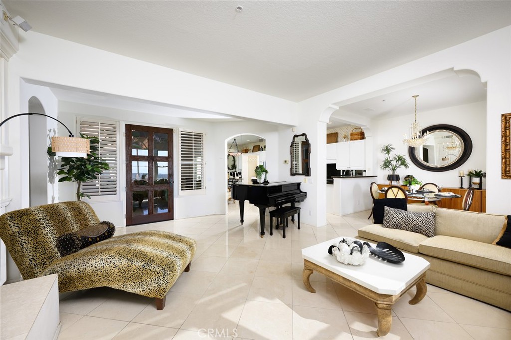 11 Classico Drive